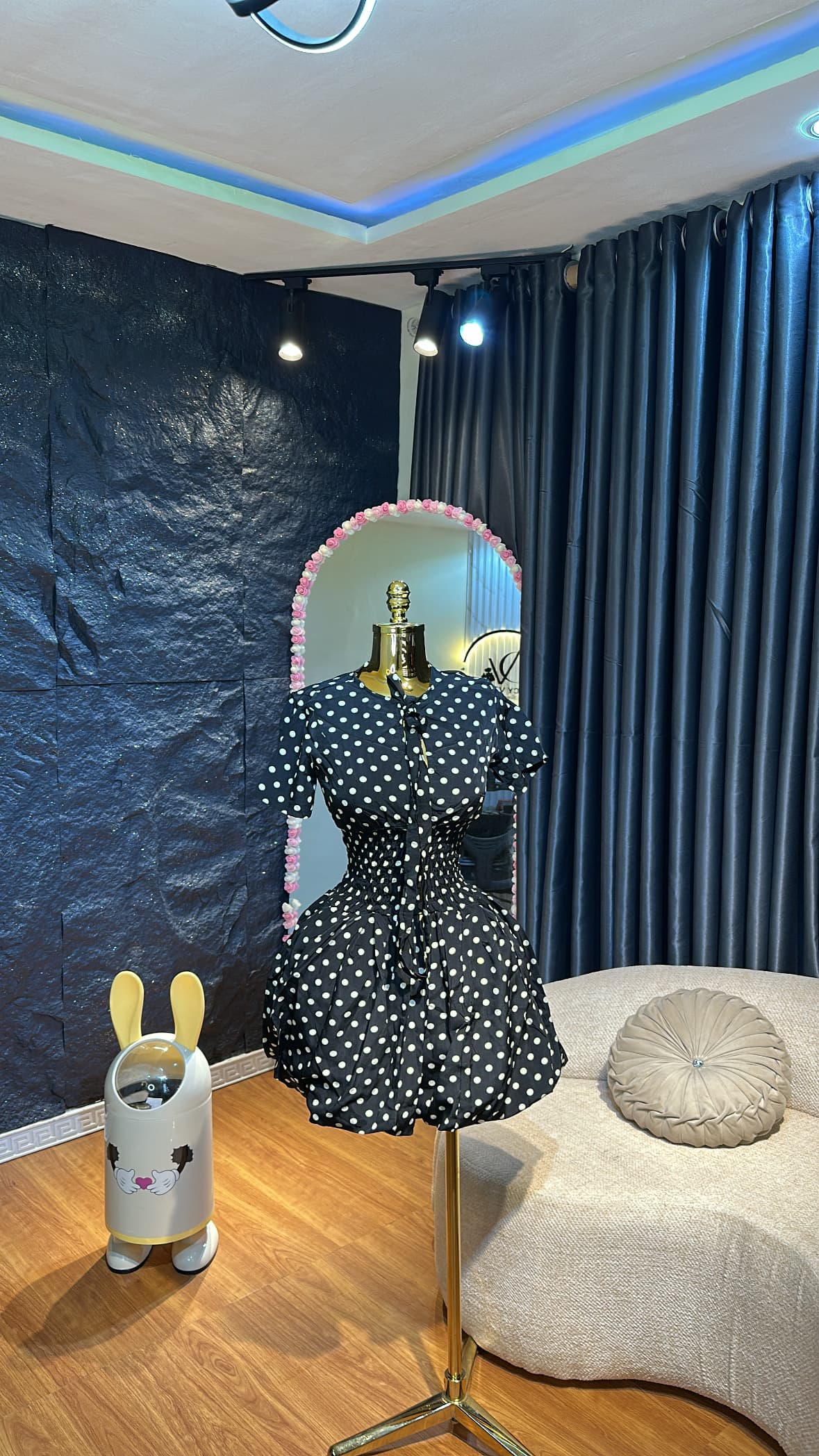 Polkadot dress
